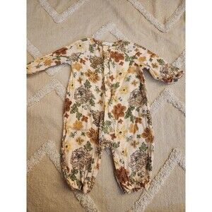 Angel dear floral romper size 3-6 months